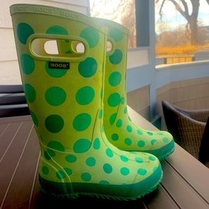 Bogs kids rain boots size 11